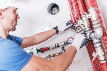 The Advantages of Becoming a Plumber